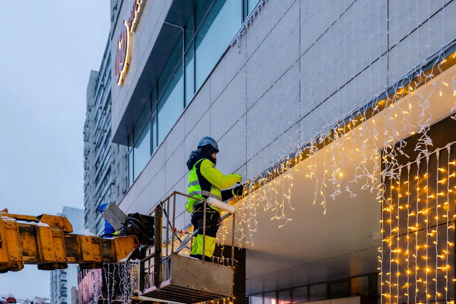 ng-ukrashenie-msk-16